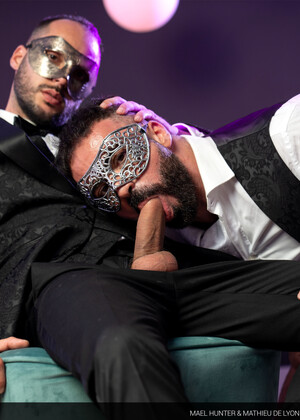 Masquerade Ball - Mael Hunter, Mathieu De Lyon