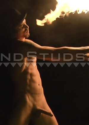 Acrobat Kreature Returns: Gardens Nude, 12 minute Nudist Fire Spinning, and Busts a Big Load!