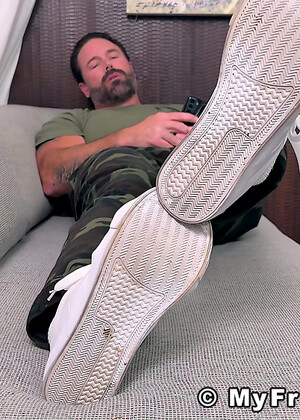 Joey's Tired Feet