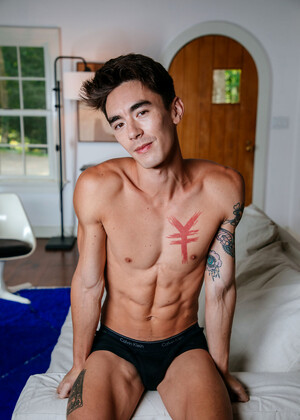 CockyBoys Exclusive Evan Knoxx bottoming for Cody Seiya