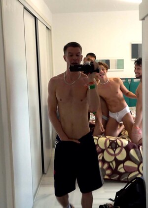 5 LADS CREAMPIE TOTALLY ADORABLE TWISTED TEEN BEST BB BREEDING DONT MISS