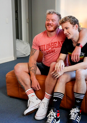 Aussie Twink Benny Fox rides Beau Jackson