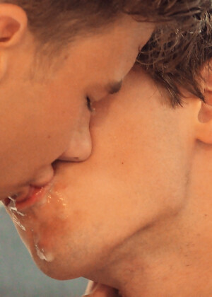 Tom Houston & Kristian Bresson fuck