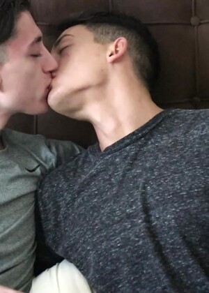Big Cock Bradley Whitman Fucks Twink Ass Jonas Drift
