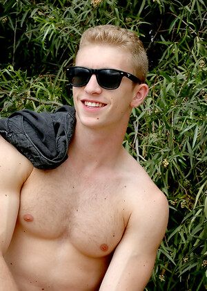Blonde Dancer Davie Quinn