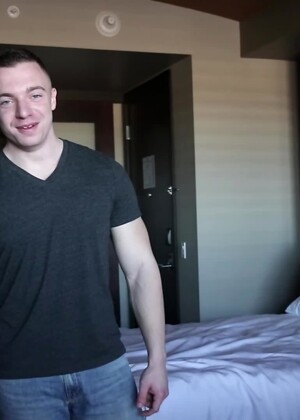 Bodybuilder Joey Russo Jerks His Cock And CUMS