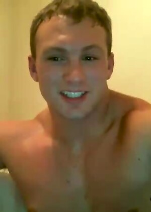 Brad Bison Jerks Off Live Cam Show