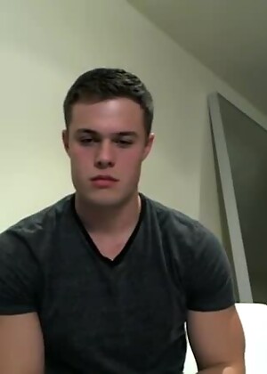 Michael Evans Jerks Off Live Webcam