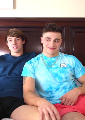 The Handsome Gentleman's club - Chase Arcangel's GayHoopla debut and Jeremy Barker's 1st time Bottoming!