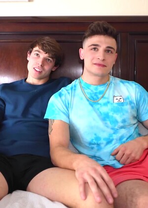 The Handsome Gentleman's club - Chase Arcangel's GayHoopla debut and Jeremy Barker's 1st time Bottoming!