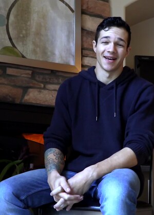 Big Dick Newcomer Jayden Marcos Jerks Off