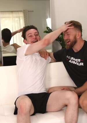 Big Bryce Beckett Meets Flexible Teen Kingsley Kross