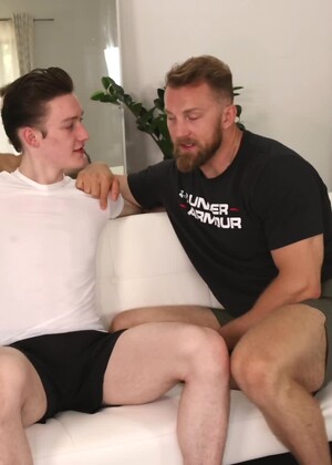 Big Bryce Beckett Meets Flexible Teen Kingsley Kross