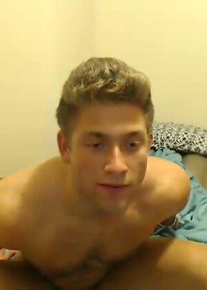 John Bailey and Tyler Hanson Have Some Fun Sucking Dick