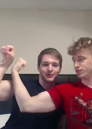 BROMANCE Cum Massage