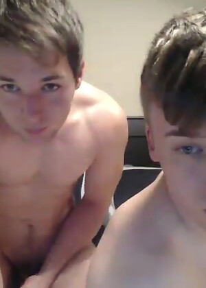 BROMANCE Cum Massage
