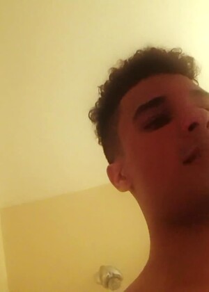 Lonny Ball Jerks Off