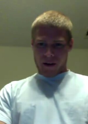 Naked Buzz-Cut Muscle Stud
