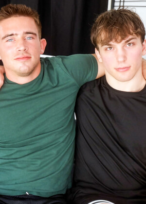 Collegiate Wrestler and Brand New Hunk Asher Rose wants some Anal from Grant Reed!