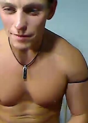 Muscle Boy Chats & Laughs