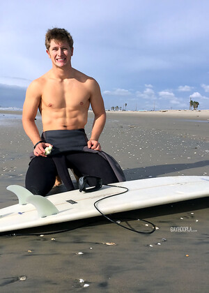 NEW Blonde Beach Boy Brandon Parker Cums