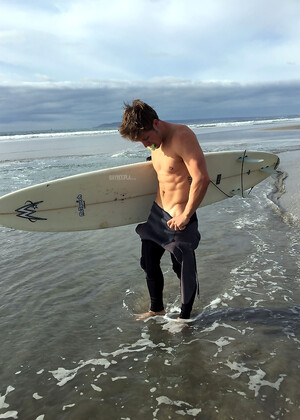 NEW Blonde Beach Boy Brandon Parker Cums