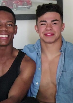 Popular Stud Julian Rodriguez FUCKS Russel West