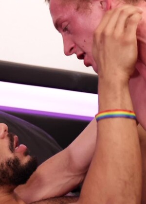 FLIP-FLOP CUCK FUCK! Brock Bradley Gets His Thick Dick Sucked & Fucked By Liam Quinn