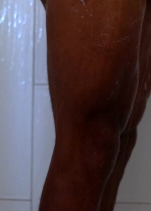 Draco Young Cleans Up In The Shower After Cooking Up A Hot Solo