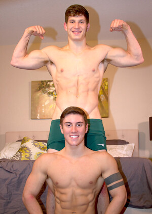 Jarod Spear FUCKS Sebastian Hook