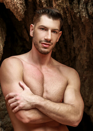 Jordan Starr, Andrey Vic, Michael Lucas - Raw Threesome