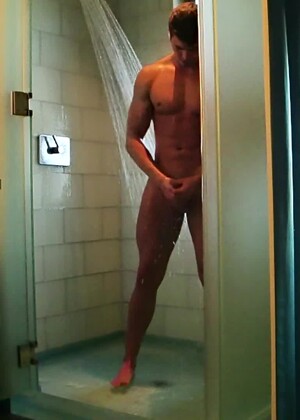 Chris KOHLER Shower SPY CAM