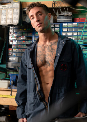 Hot AF: Mike Carrera