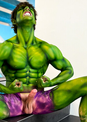 Hunky Hulk Wanna SMASH!