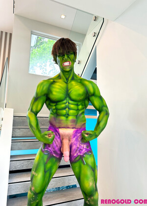 Hunky Hulk Wanna SMASH!