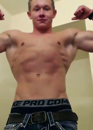 RIPPED Teen's 1st Live CUM