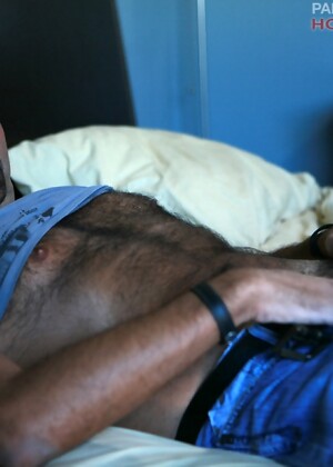 Hairy mature man Max Chase