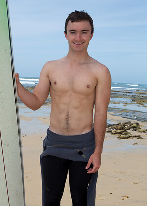 Hot surfer Sutton