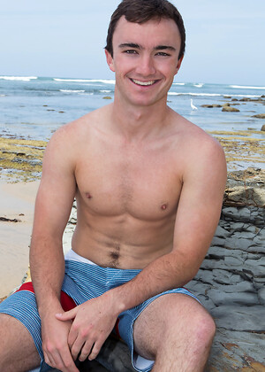 Hot surfer Sutton