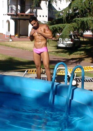 Leandro Silver jacking off outdoors