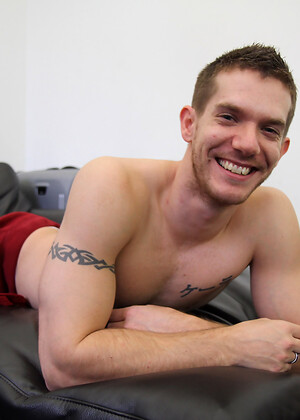 Australian mates - Tommy Baxter joins us