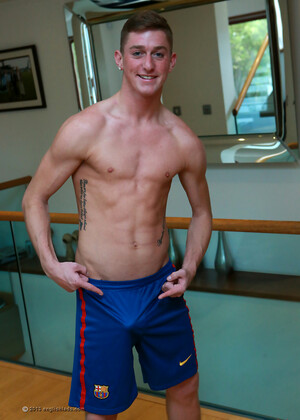 Cheeky Young Personal Trainer Leigh Knows How to Show off his Body & Work his Hole!