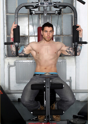 This gym hunk loves to get oilled up and masturbate