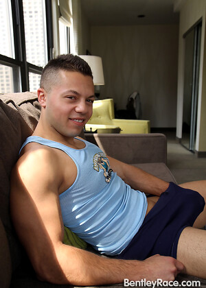 Mr Muscles Paulie Vauss strips and Jerks off for Ben