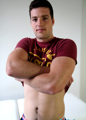 My new straight Australian mate Simon Jones