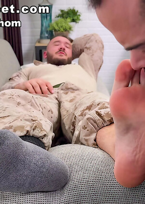 Marine Scott Holliday Worshiped Until He Cums
