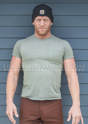 6'6" Muscle God Daddy, Concrete Coen Drinks His Pee, Basketball Nude, Growls & Blasts Loads only here!
