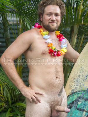 Big Berke: Uncut Hairy Missouri Pig Farmer, 6'1", 210 lbs, Works, Pees, Busts in Hawaii!