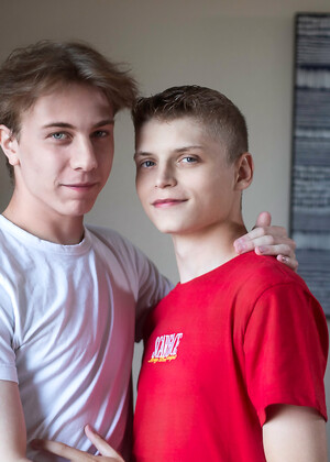 Austin Plays With Hayes - Austin Walker, Owen Hayes