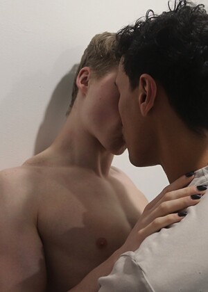 Kaleb and Justin's HOT Hookup - BTS